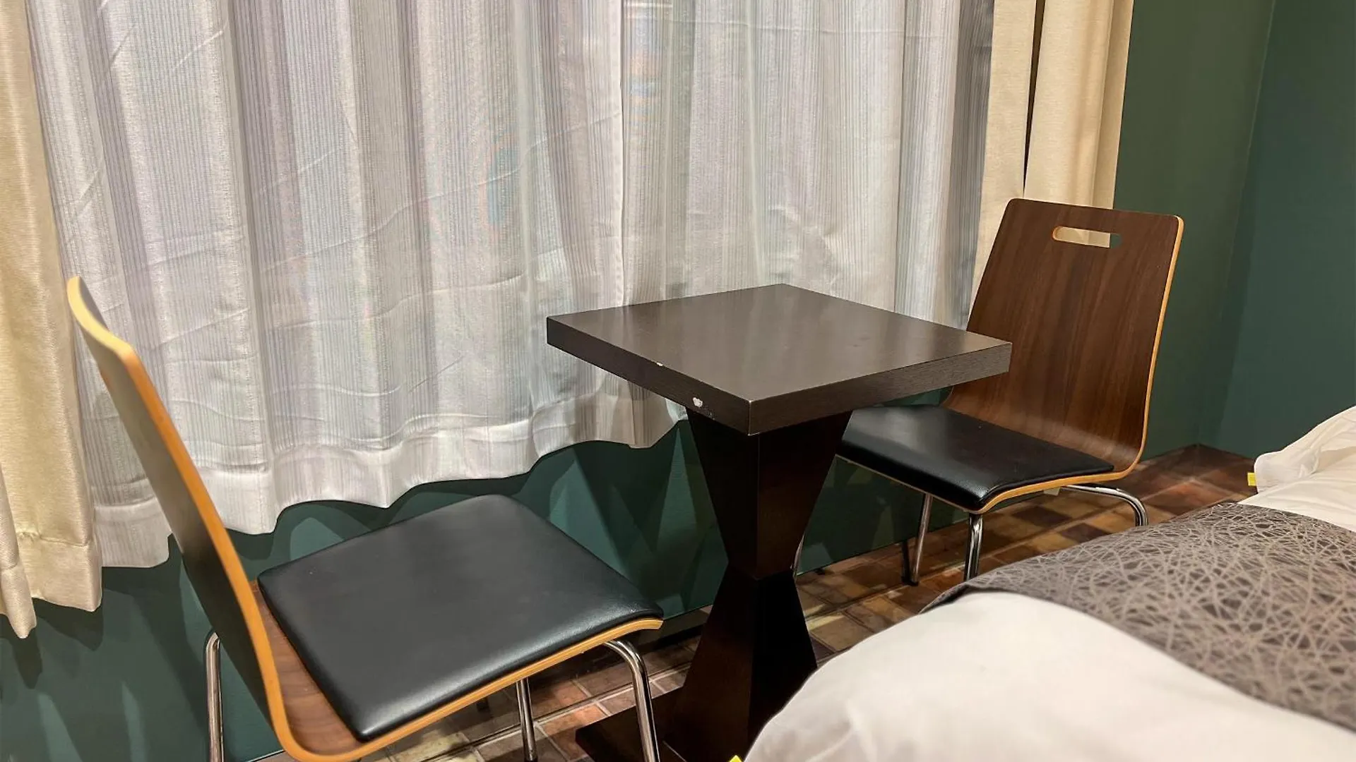 Hotel Hagoromo Hiroshima 3*,  Japan